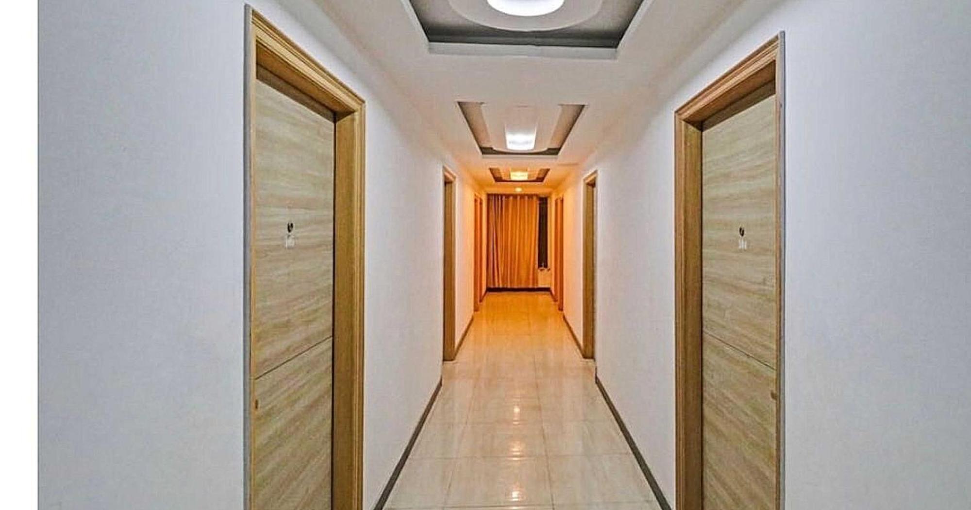 ניו דלהי Super Hotel O Mahal מראה חיצוני תמונה