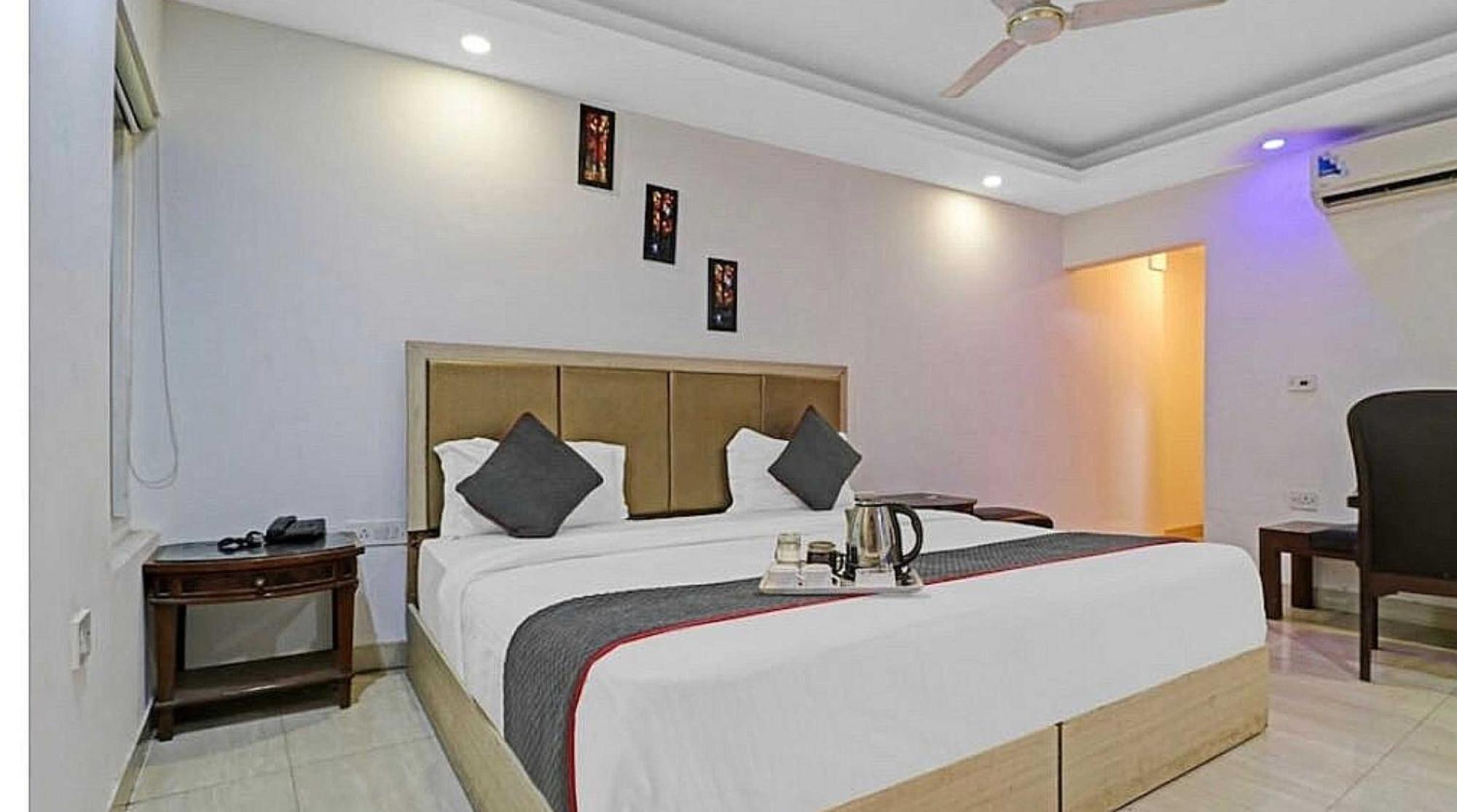 ניו דלהי Super Hotel O Mahal מראה חיצוני תמונה