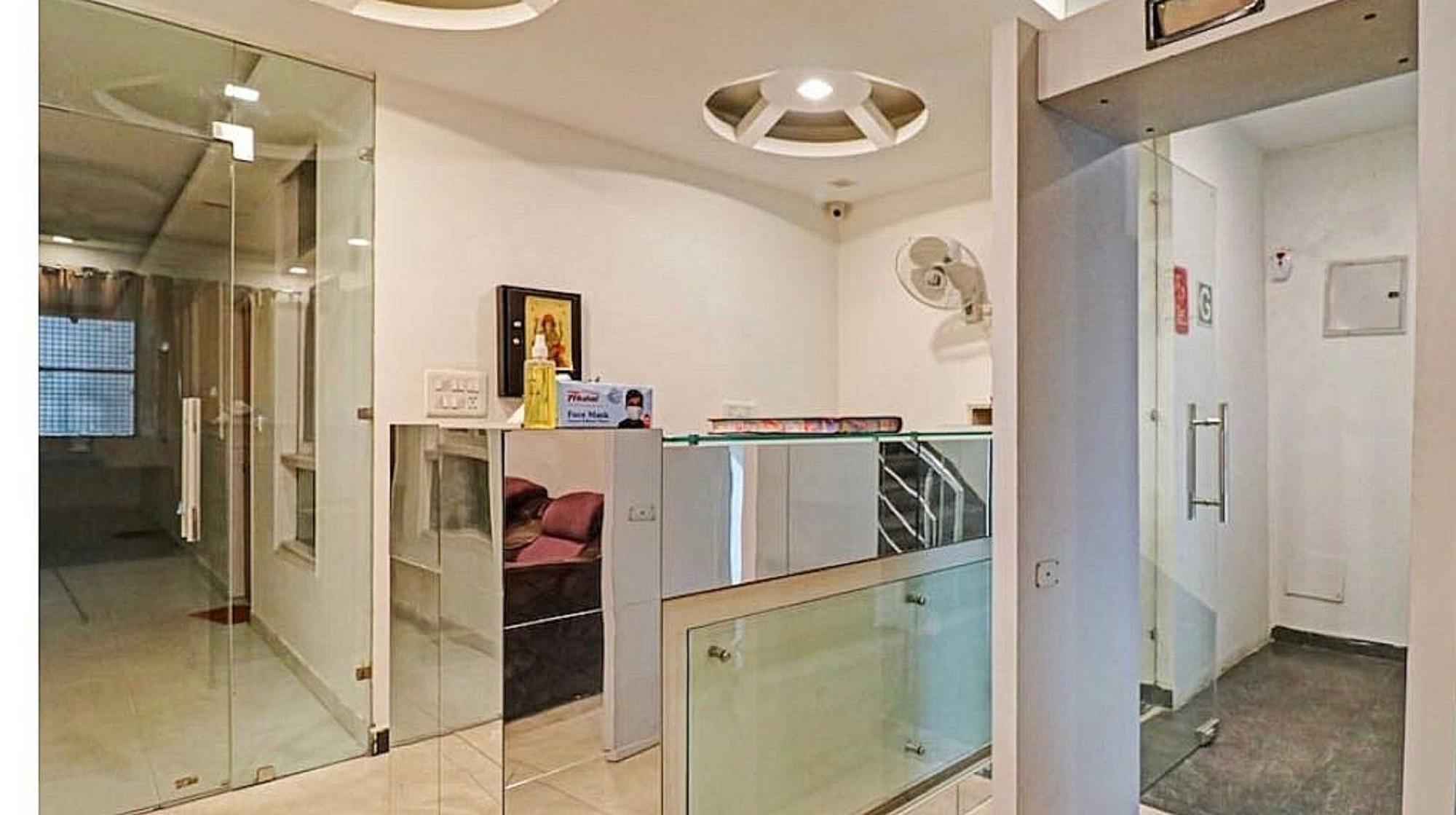 ניו דלהי Super Hotel O Mahal מראה חיצוני תמונה