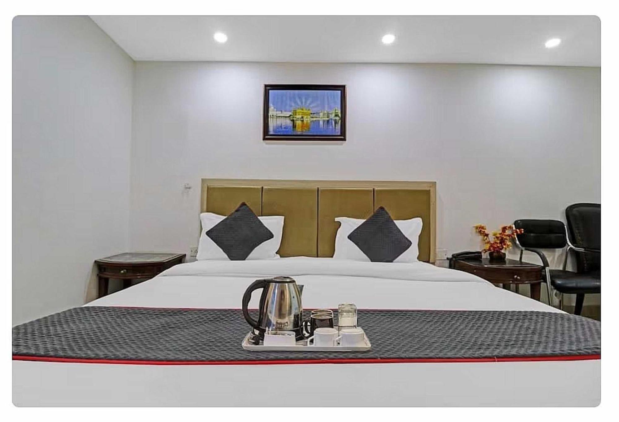 ניו דלהי Super Hotel O Mahal מראה חיצוני תמונה